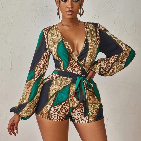 SHEIN SXY Leopard & Paisley Print Colorblock Lantern Sleeve Belted Romper - Picture 2 of 14